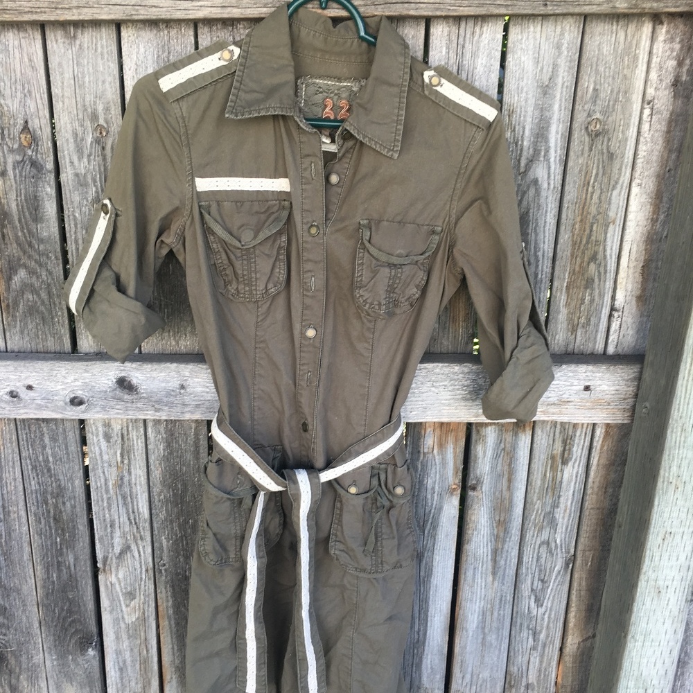 Army-style Button-Up Shirt Dress with Lace
